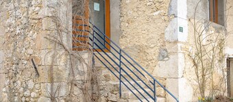 Apartment "Chez Pierre & Germaine" with Mountain Views, Private Terrace and Wi-Fi