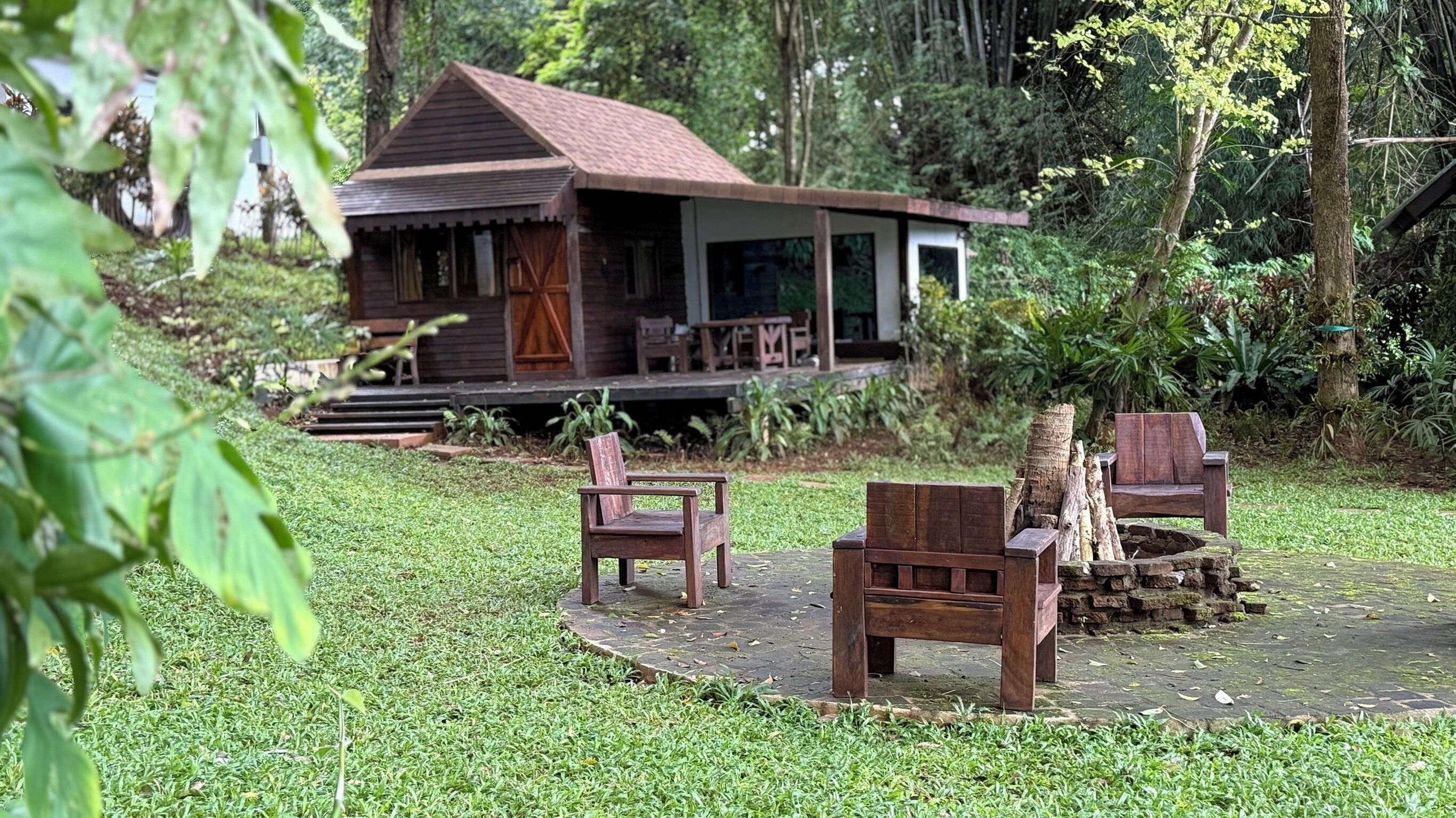 Bureau, Wi-Fi gratuit, draps fournis