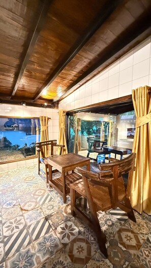 Junior Suite | Desk, free WiFi, bed sheets - Kawarin Saiyai Cottage and Lake (Thong Pha Phum)