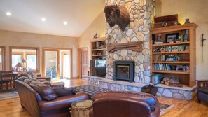 スマートテレビ、暖炉