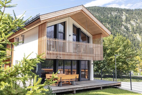 Chalet mit 4 Schlafzimmern, Sauna und Kamin