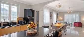 Villa “Vallegrande” with Sea View, Wi-Fi, and Air Conditioning