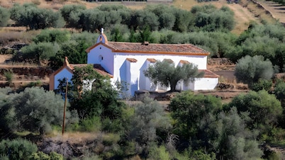 Casa rural 'El Alarife' con vistas a la montaña, Wi-Fi y aire acondicionado