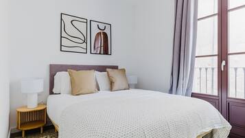 2 dormitorios, tabla de planchar con plancha, wifi y ropa de cama