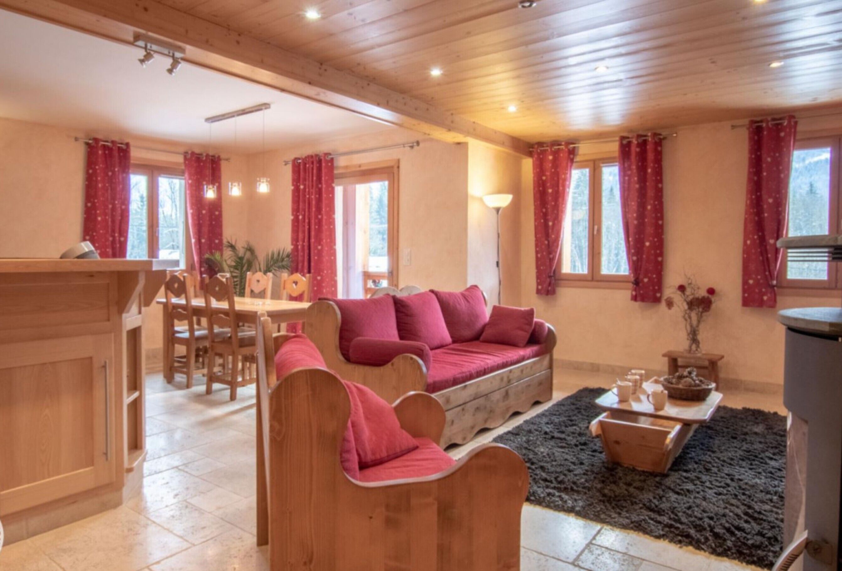 TV, fireplace, DVD player, table tennis