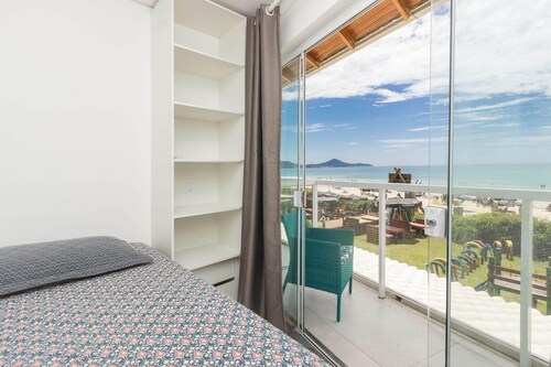 Apartamento Espetacular em Bombinhas