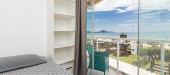 Apartamento Espetacular em Bombinhas