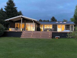 Exterior - Lovely summer house by Arresø (Hillerød)