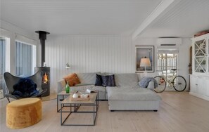 TV, fireplace, stereo - Lovely summer house by Arresø (Hillerød)