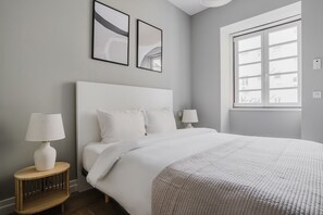 2 chambres, fer et planche à repasser, Wi-Fi, draps fournis