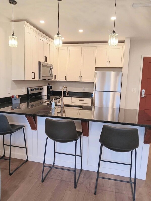 Microwave, oven, stovetop, dishwasher