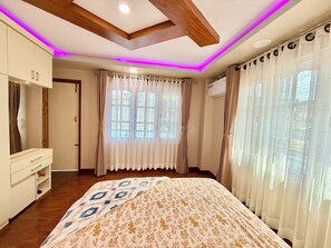 2 bedrooms, WiFi, bed sheets