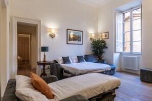 2 Schlafzimmer, Schreibtisch, Reisekinderbett, WLAN