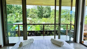 4 habitaciones, escritorio, wifi gratis y ropa de cama