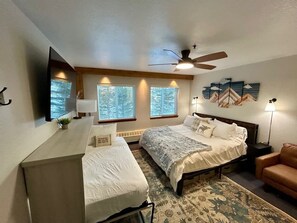 1 bedroom, iron/ironing board, free WiFi, bed sheets