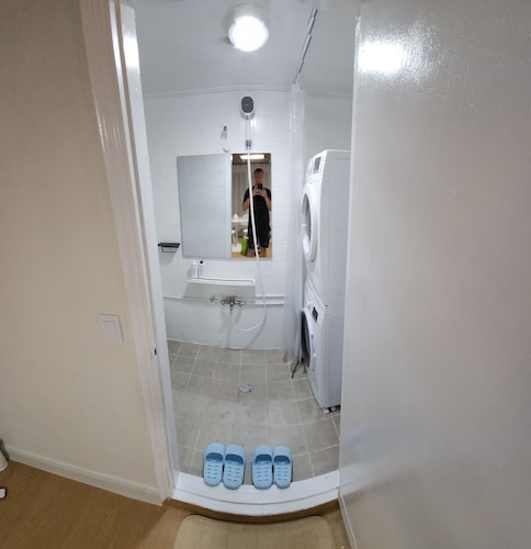 Furnished Two Room Apartment in Gyeongnidan / Noksapyeong Station