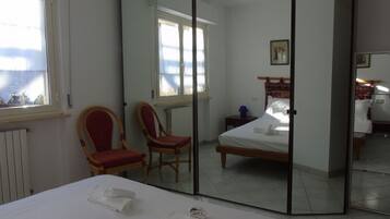 2 Schlafzimmer, Bettwäsche