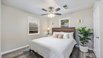 2 bedrooms, WiFi, bed sheets