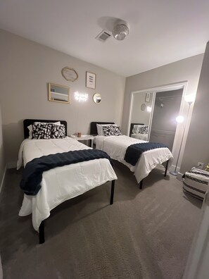 2 chambres, fer et planche Ă repasser, Wi-Fi, draps fournis