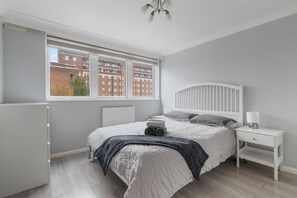 2 chambres, lit parapluie, Wi-Fi, draps fournis