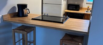 Cozy 2-bedroom townhome in wonderful Tallahassee with WiFi, AC/Heat