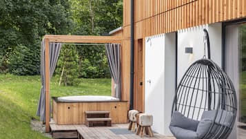 House | Terrace/patio