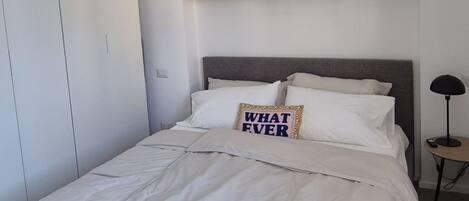 1 Schlafzimmer, Bügeleisen/Bügelbrett, kostenloses WLAN, Bettwäsche