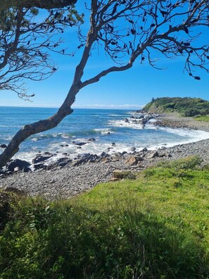 Beach - One-Gaea by Tiny Away (Rainbow Flat)
