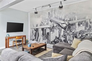 Smart TV, books