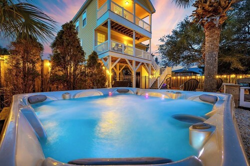 Big Bear Coastal Cabin | Pool | Hot Tub | Sleep 16