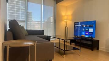 Premier Apartment, Multiple Beds | Living area