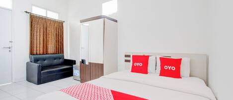 Bureau, Wi-Fi gratuit, draps fournis