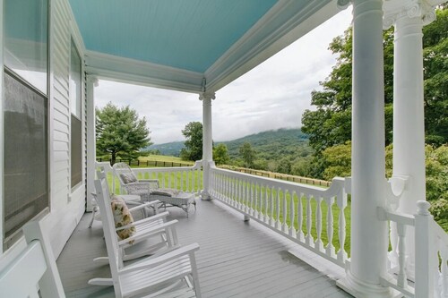 Grand Historic Estate w/ Hot Tub + Amazing Views