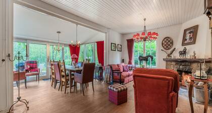 Fairytale holiday home in the forest