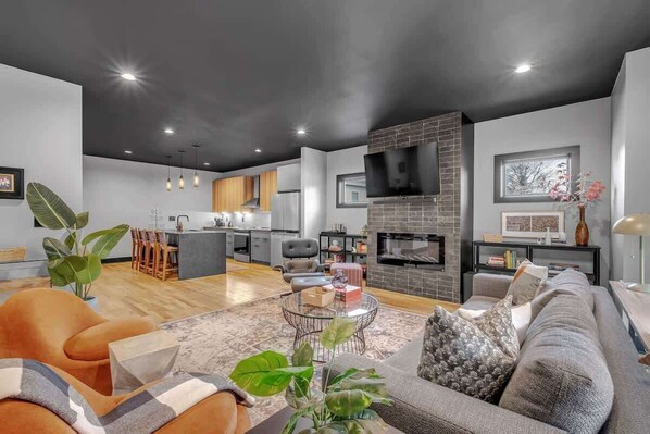 Télévision, espaces bureaux