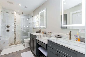 Shower, towels