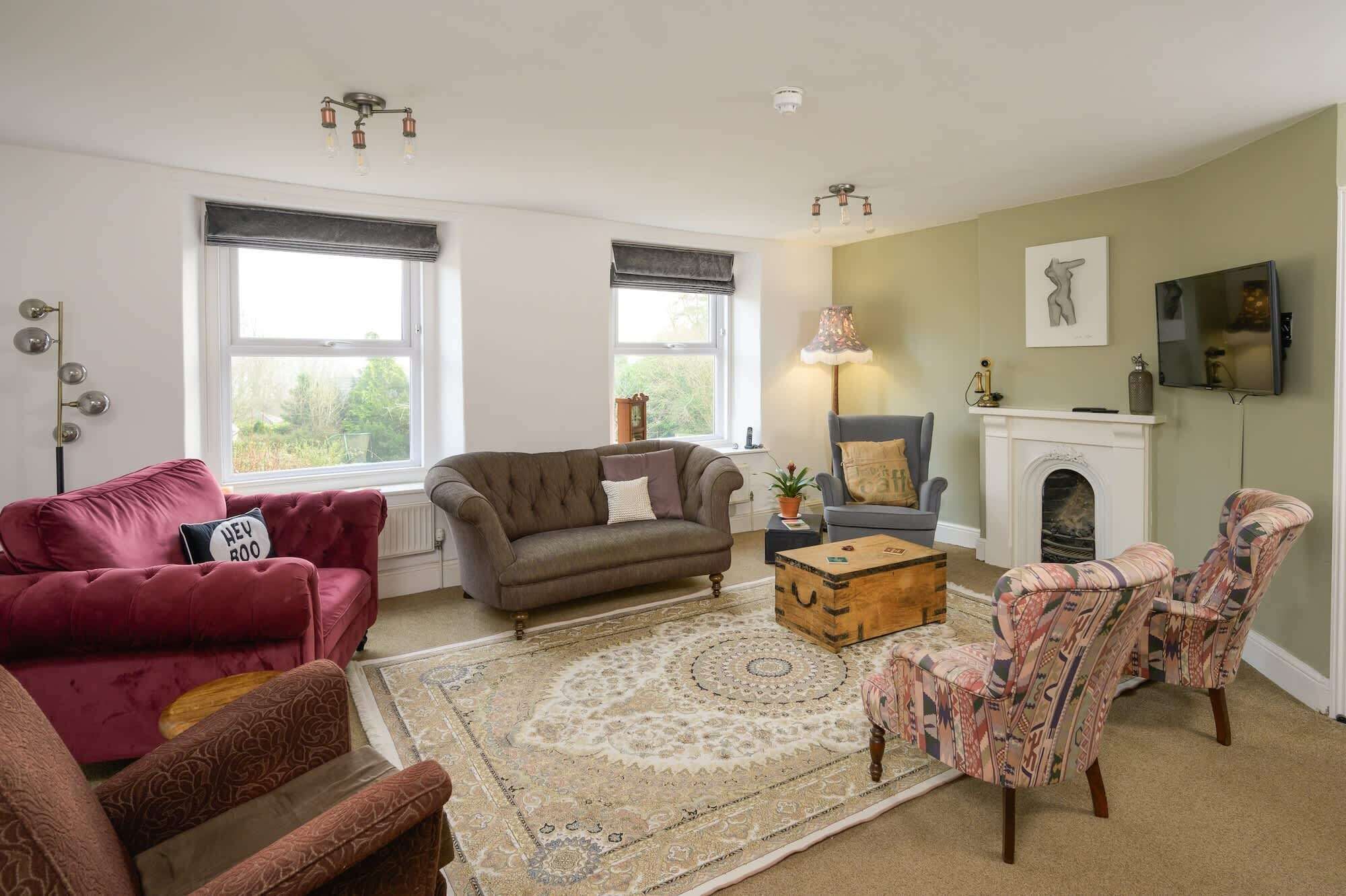 19th Century House, Private Parking, Nr Painswick - Herefordshire