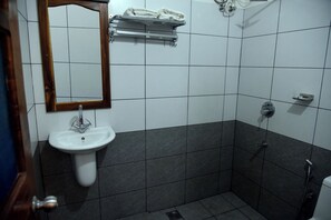 Shower, towels, soap, shampoo