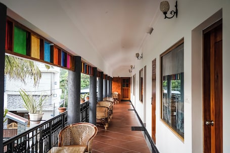 Deluxe Twin Room | Desk, laptop workspace, soundproofing, free WiFi