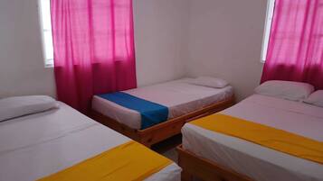 2 bedrooms, iron/ironing board, Internet, bed sheets