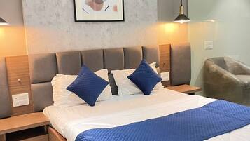 Standard Room | Living area