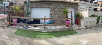 Villa in beautiful village close to all amenities sea mountain nearby