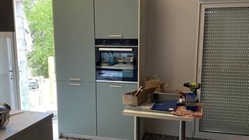 Four, plaque de cuisson, lave-vaisselle