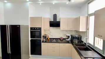 Fridge, microwave, oven, dishwasher