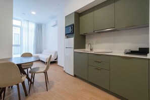 Fridge, microwave, stovetop, coffee/tea maker - VLC HOST- Molinell 7 (Valencia)