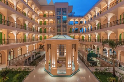 Anaya Azana Hotel & Villa Tawangmangu