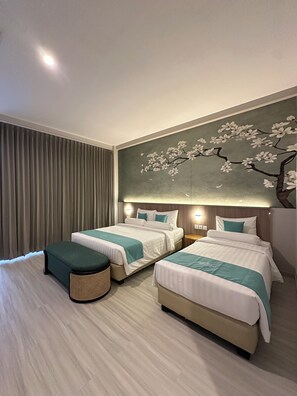 Family Villa | 1 bedroom, desk, soundproofing, free WiFi