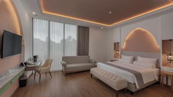 Executive Double Room | Desk, soundproofing, free WiFi, bed sheets