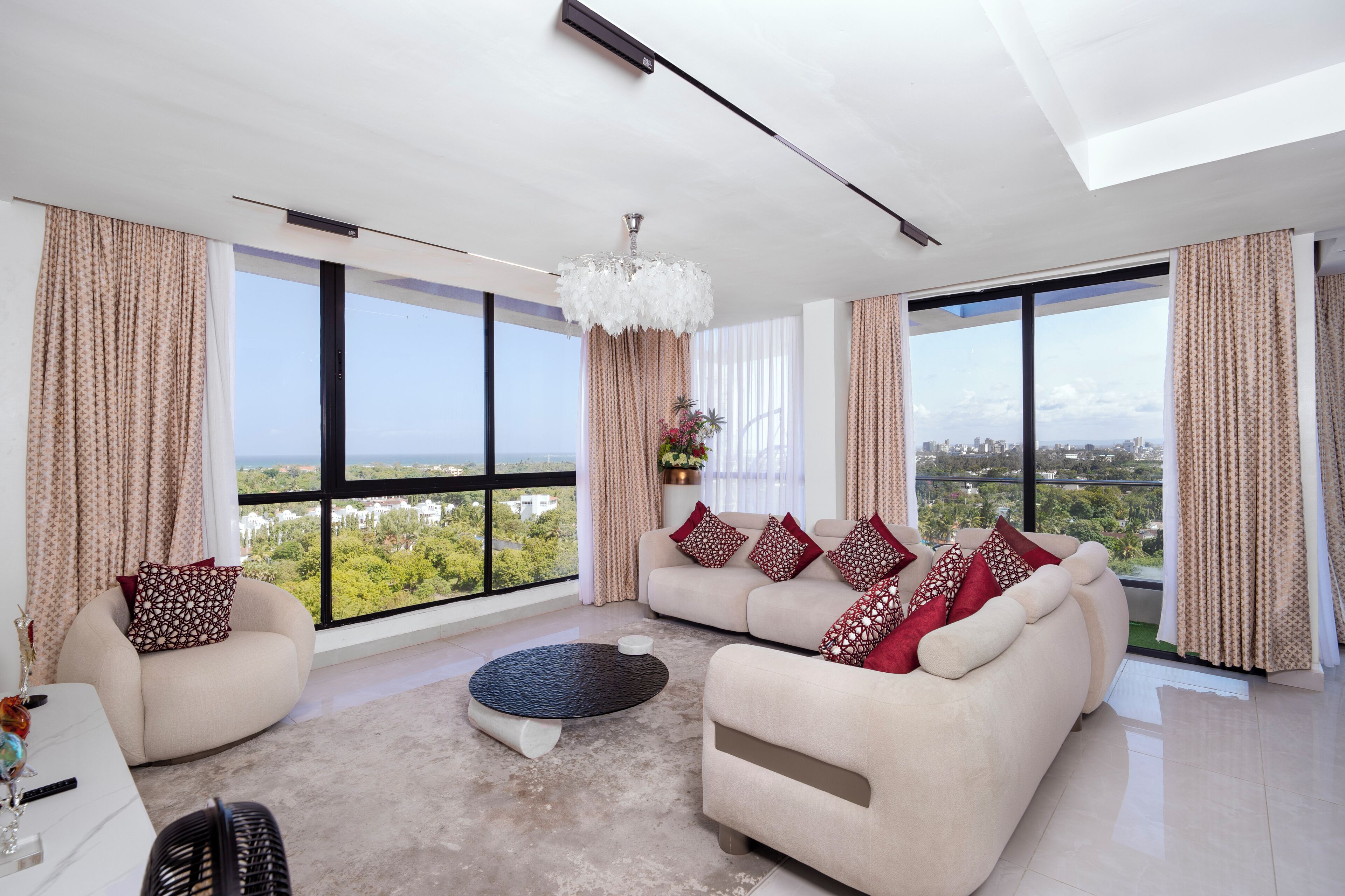 Penthouse, 2 Bedrooms | Egyptian cotton sheets, premium bedding, laptop workspace