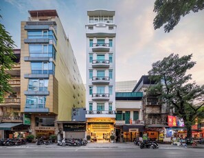 Front of property - Hanoi Vista Hotel (Hanoi)